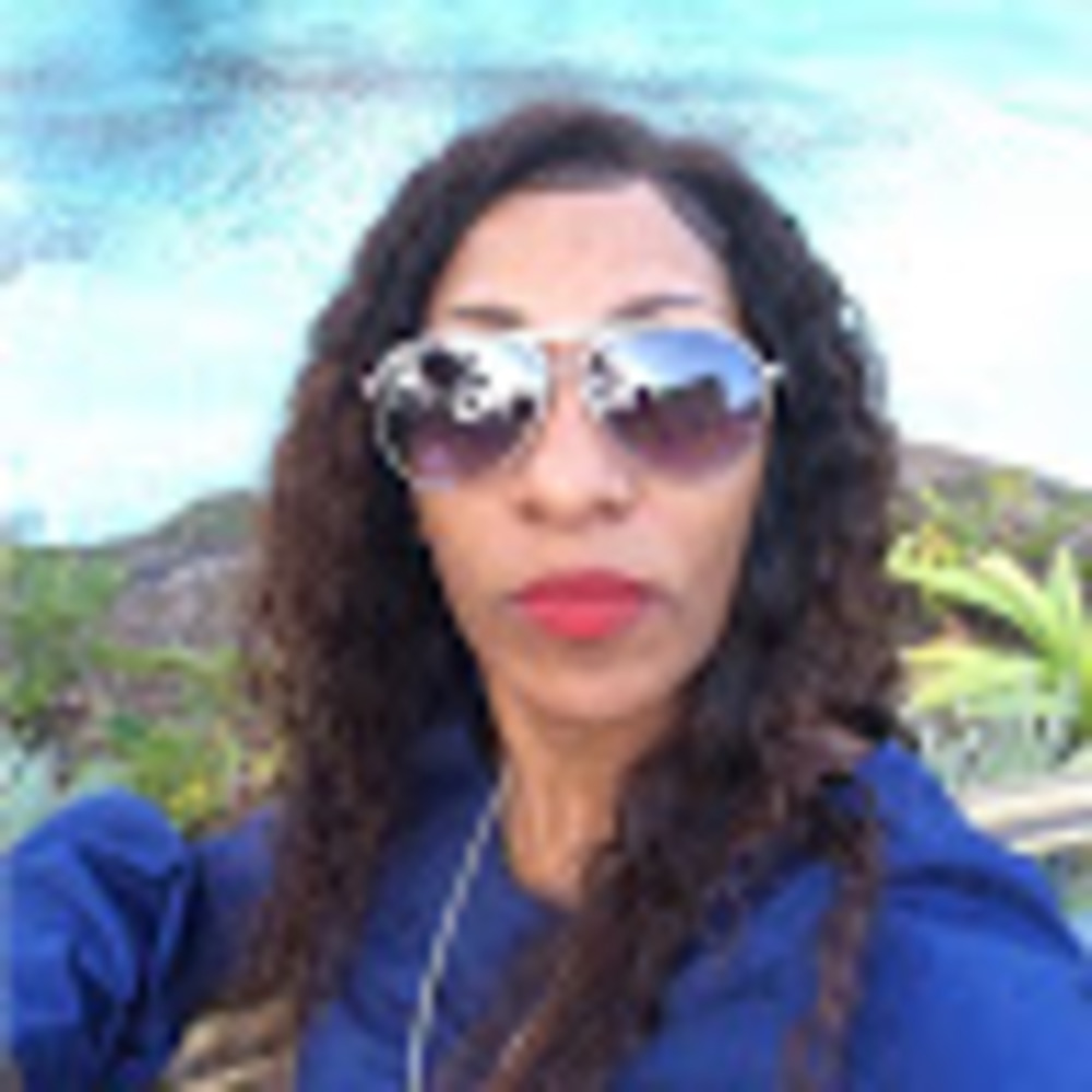 Meet your Posher, Tiffany